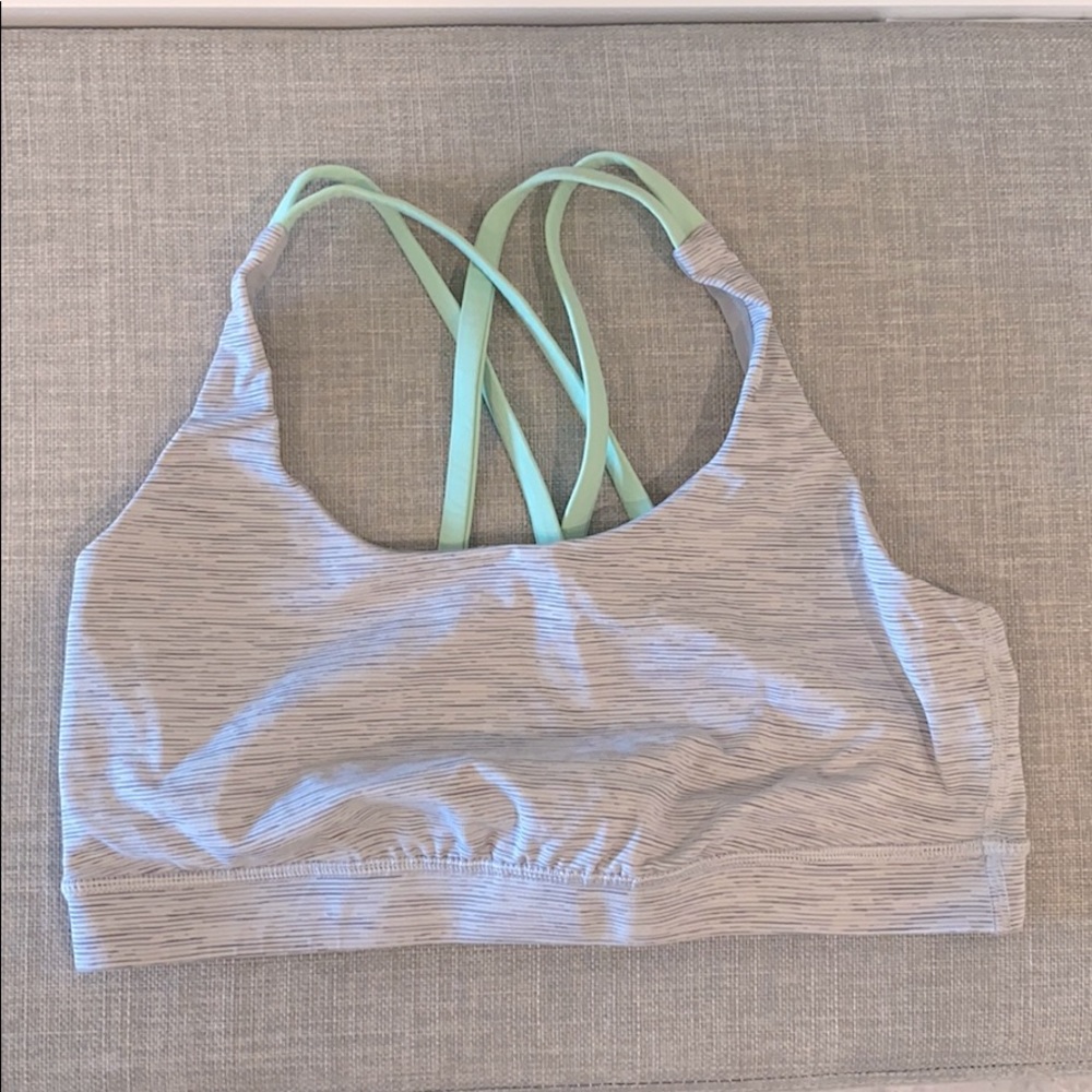 Lulu lemon bra size 6